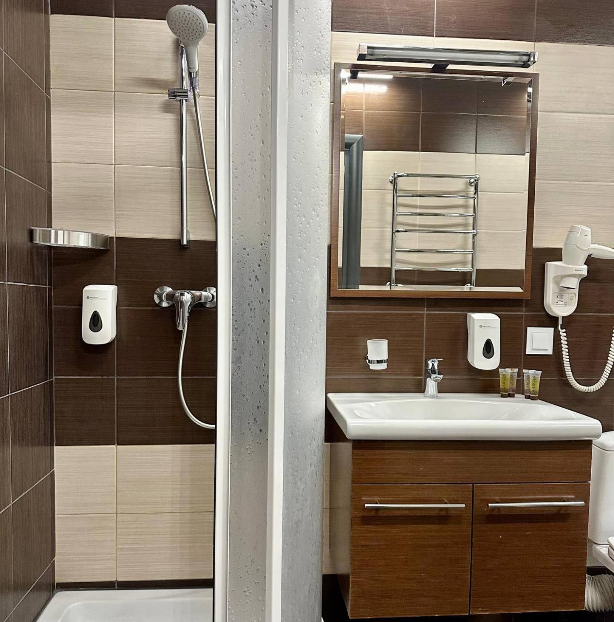 Kievinn Hotel 3*